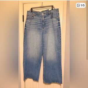 American Eagle Curvy Super-High Rise Baggy Straight Jeans (Strigid)